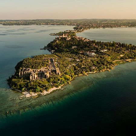 דירות סירמיונה Lagoon מראה חיצוני תמונה